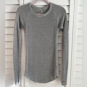 Lululemon Cabin Yogi long sleeve ribbed knit pullover sweater